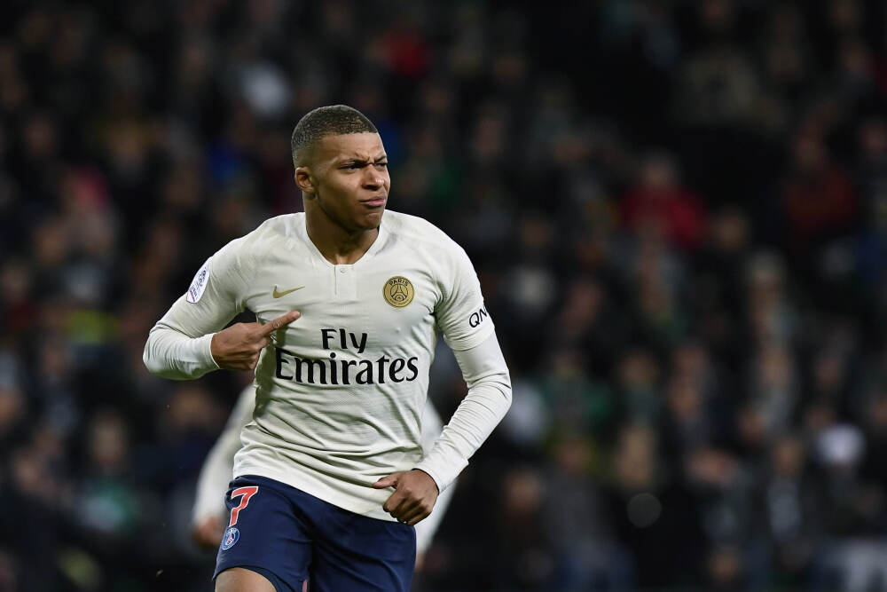 莫桑比克极限三连防！科特迪瓦队单刀、补射、空门三连击均被防下